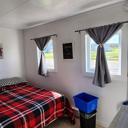 Les Cabines Sur Mer Cap-des-Rosiers Quarto foto