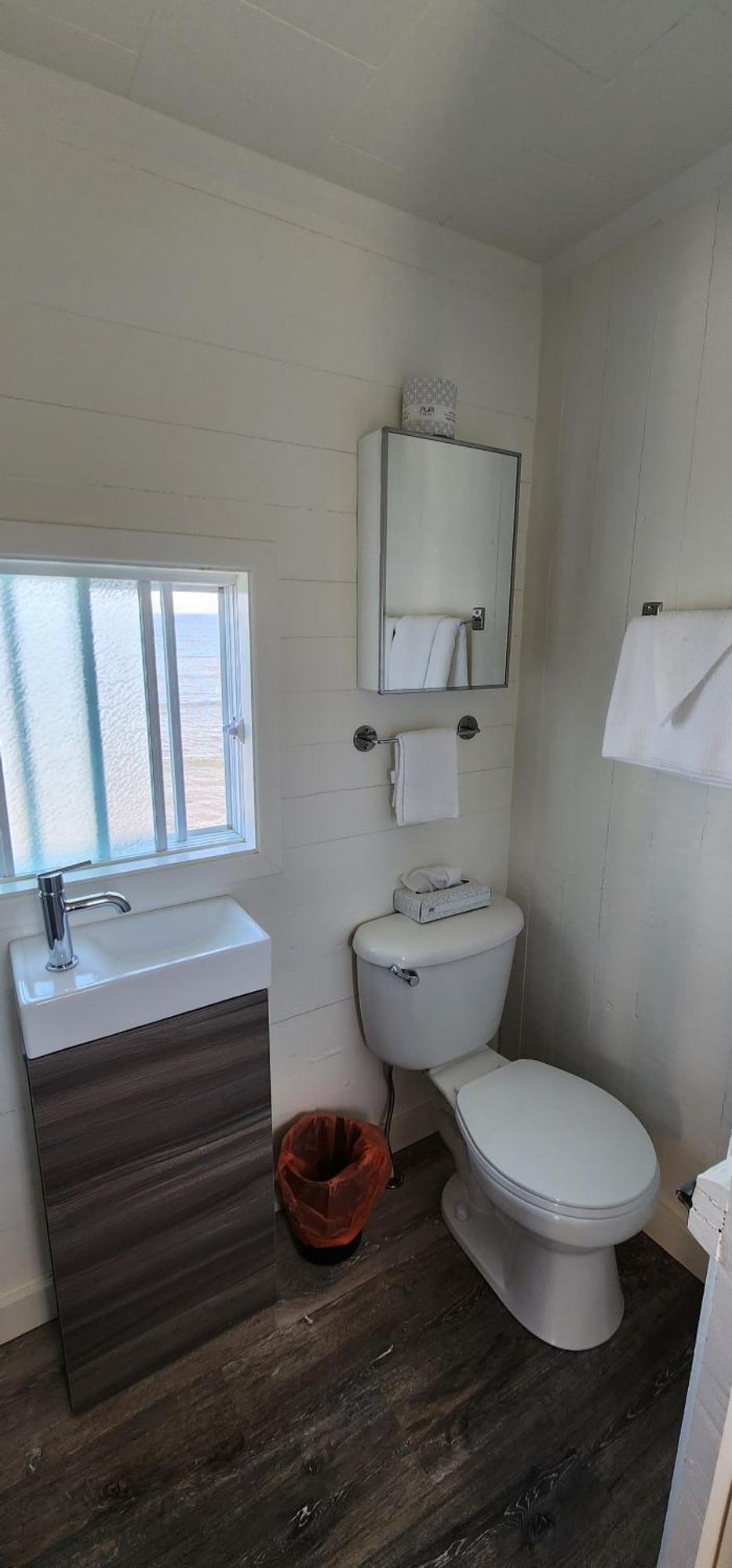 Les Cabines Sur Mer Cap-des-Rosiers Quarto foto