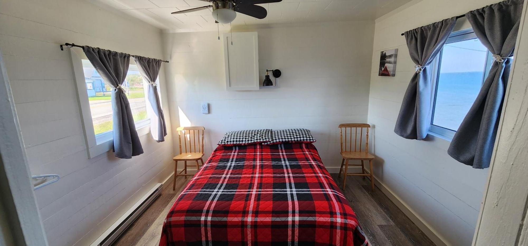 Les Cabines Sur Mer Cap-des-Rosiers Quarto foto